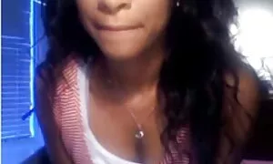 Mitãkuña adolescente ...