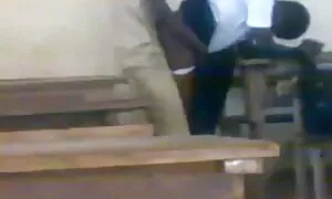 Umi adolescente afri ...